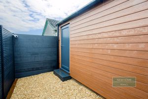 Photo 22- click for photo gallery